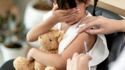 ¿Qué es estado de postración y comorbilidad? Las dudas sobre la vacuna Covid para niños