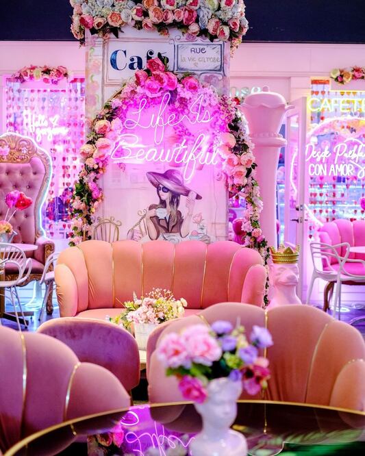 En Puebla puedes encontrar cafeterías coquette como La Vie En Rose | Instagram La Vie En Rose