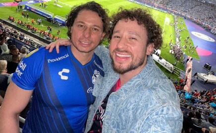 Fede, el hermano de Luisito Comunica, lleva playera del Club Puebla a la final de la Champions 
