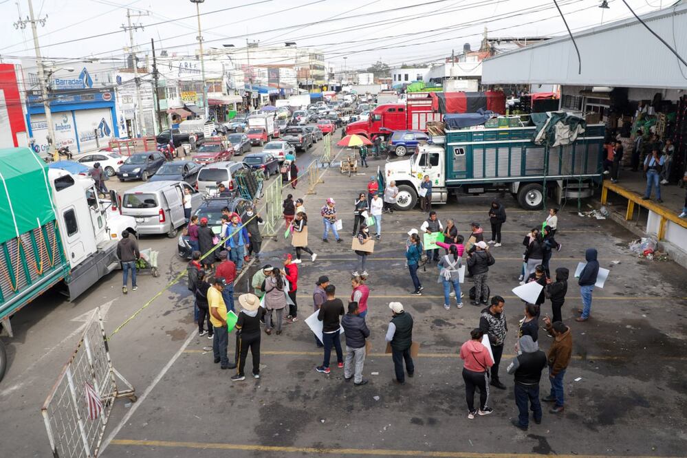 Comerciantes de la 28 de Octubre buscan nuevamente adueñarse de predio | Foto: Agencia Es Imagen para El Universal Puebla
