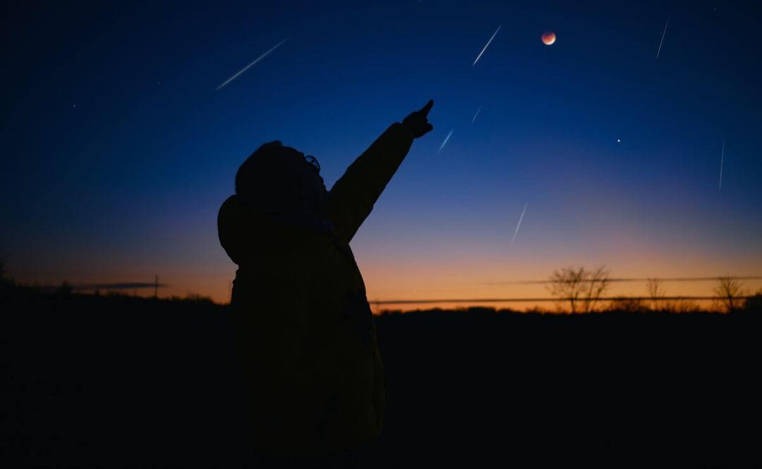 La lluvia de estrellas más esperada es conocida como “lágrimas de San Lorenzo” | Foto: Canva