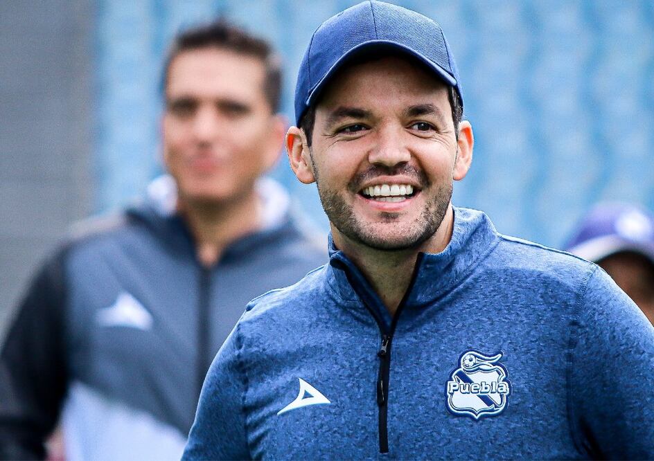 Nicolás Larcamón, director técnico del Club Puebla / Fotos: facebook.com/ClubPueblaOficial