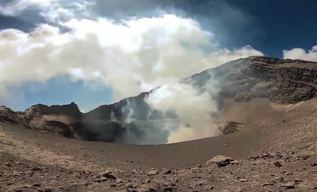 El alpinista Miguel Arenas filmó desde la cumbre del Popo. Foto: Miguel Arenas / Facebook