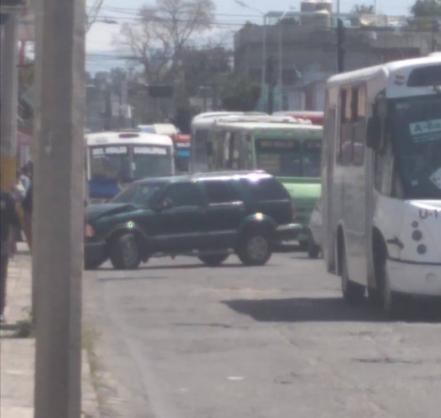 Chocan ladrones mientras escapaban en la Cleotilde Torres
