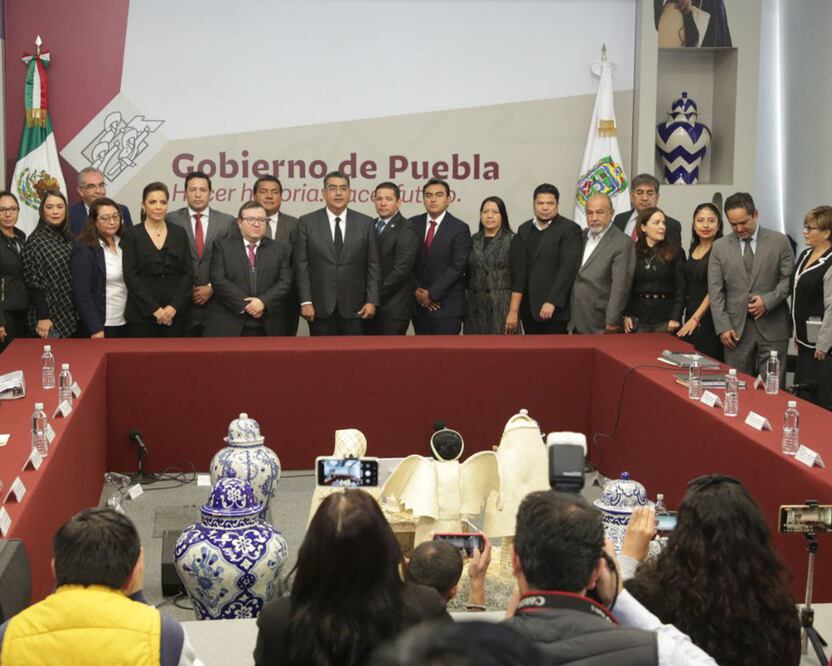 La ley en Puebla establece la forma como debe estar conformado el gabinete | Foto: Agencia Es Imagen para El Universal Puebla