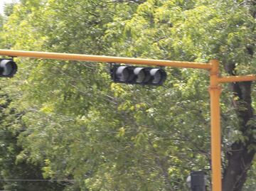 Retira Ayuntamiento de Puebla 31 semáforos en San Manuel