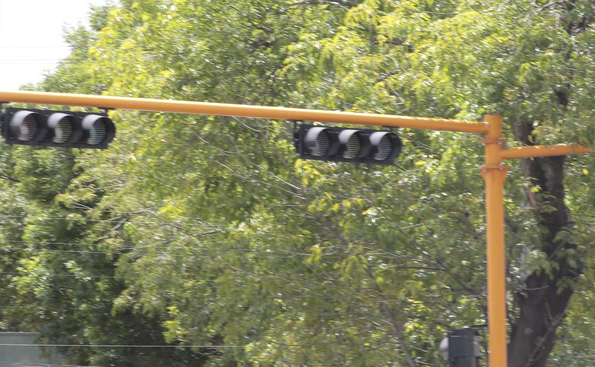 Retira Ayuntamiento de Puebla 31 semáforos en San Manuel