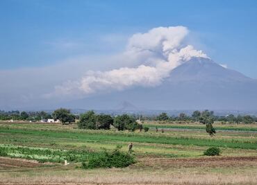 Explosiones moderadas se prevé continúen en el volcán Popocatépetl