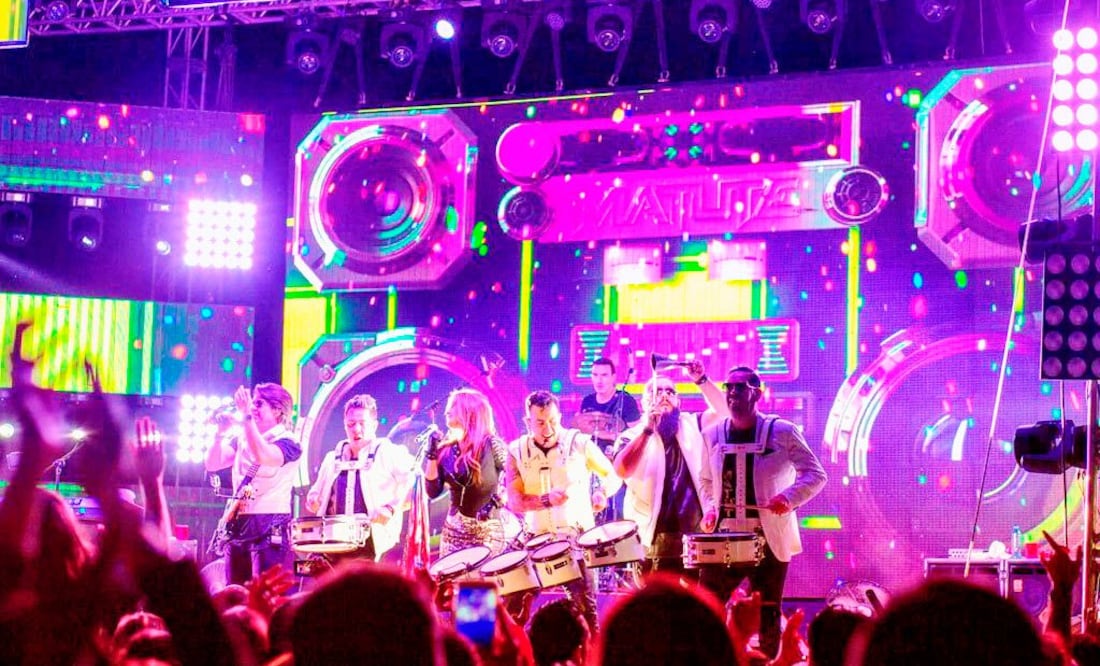 El público podrá disfrutar de un espectáculo lleno de energía, con una selección de los temas más recordados de esa época, que marcaron a toda una generación.
Foto: Producción El Universal Puebla