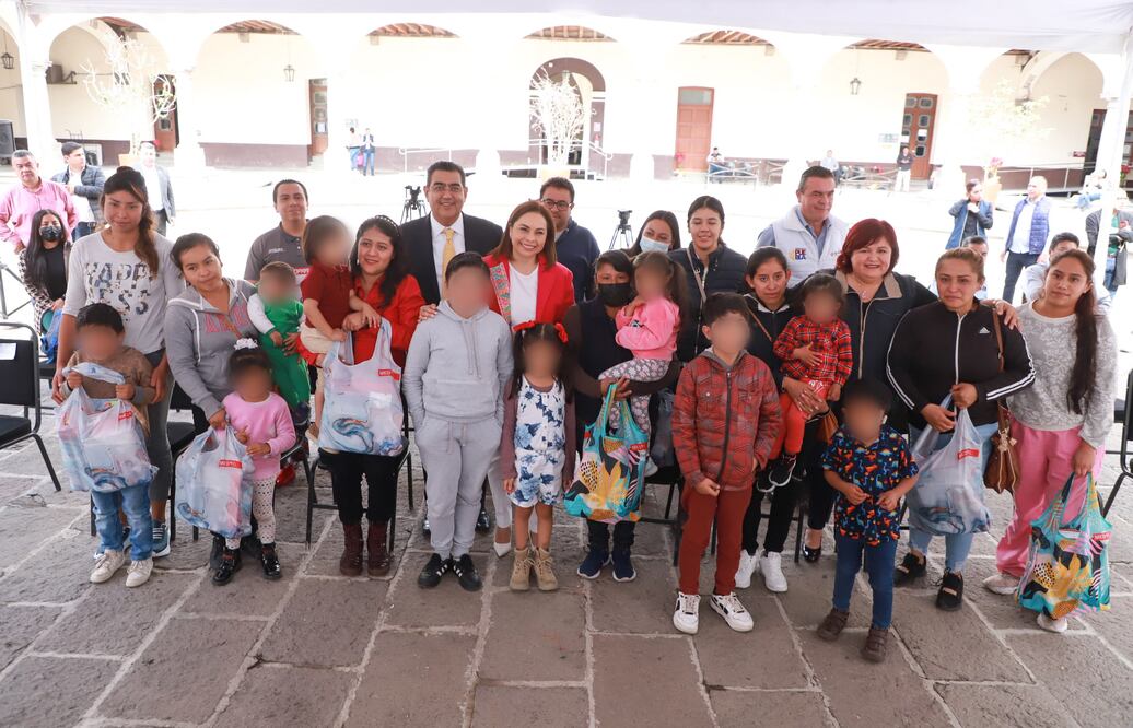 El SEDIF benefició a más niños poblanos | Foto: Gobierno del estado de Puebla