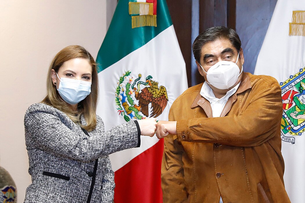 Se reúne Miguel Barbosa con ediles electos como Paola Angon