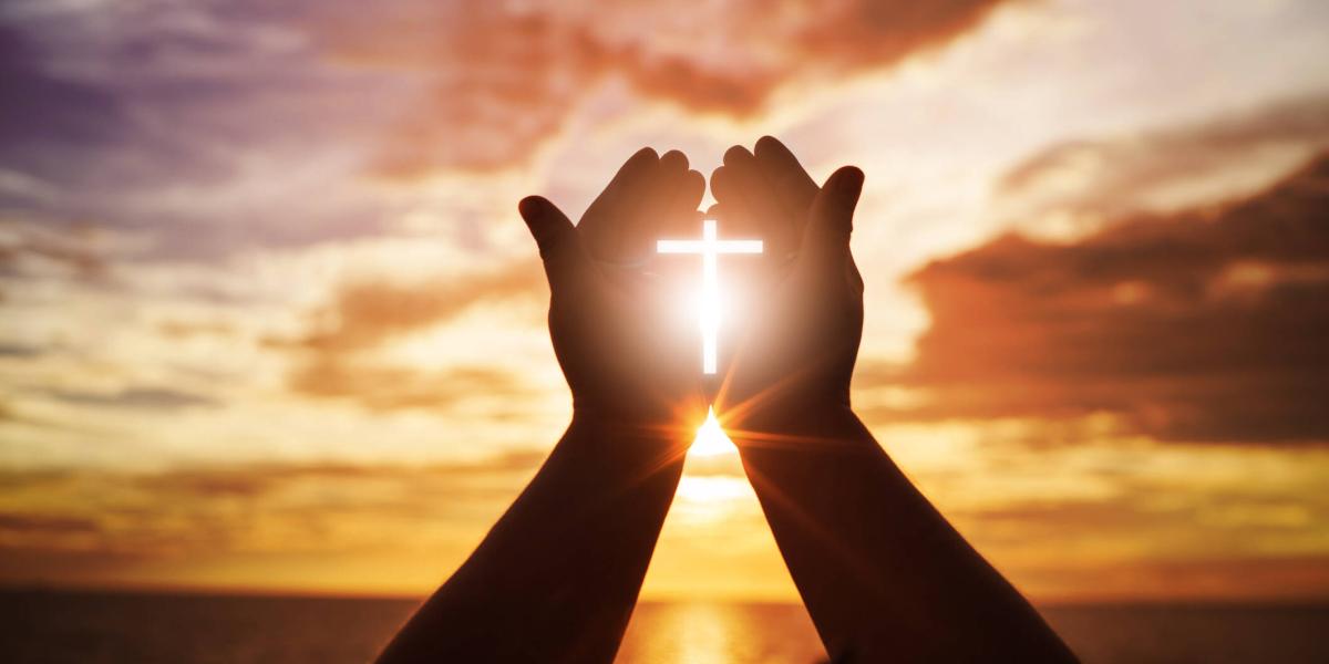 Es importante tener presente que las velas de la Divina Providencia no poseen un poder mágico por sí solas; más bien, representan un símbolo de fe y confianza en Dios. 

Foto: Producción El Universal Puebla