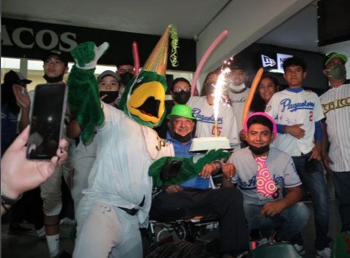 Festeja tu cumpleaños al estilo de los Pericos de Puebla