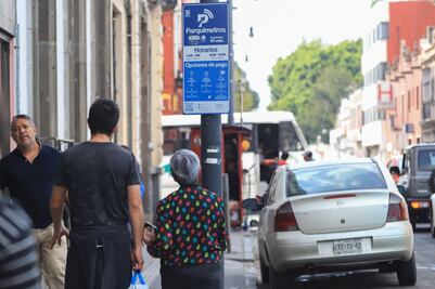 Quiénes no pagarán y quiénes recibirán descuento en los parquímetros de Puebla