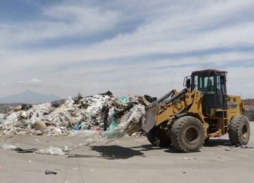 Basureros de Atlixco y Chalchicomula con menos de 2 años de vida