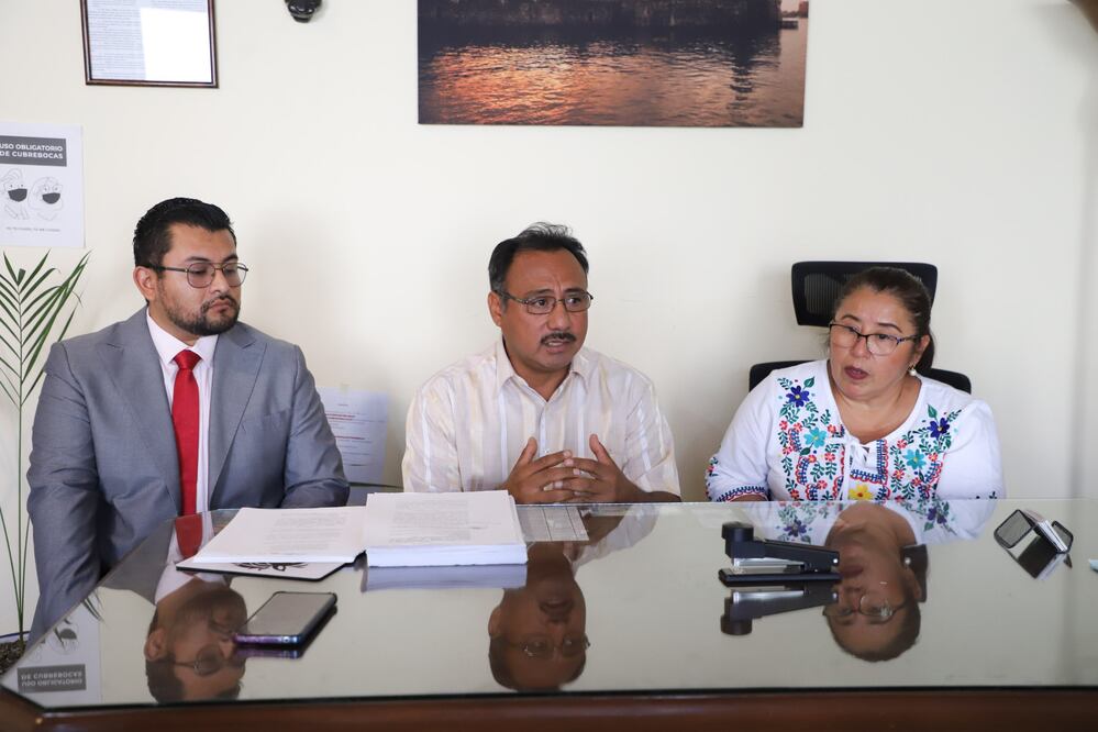 Los padres de Chema dieron una conferencia de prensa este día | Foto: EsImagen