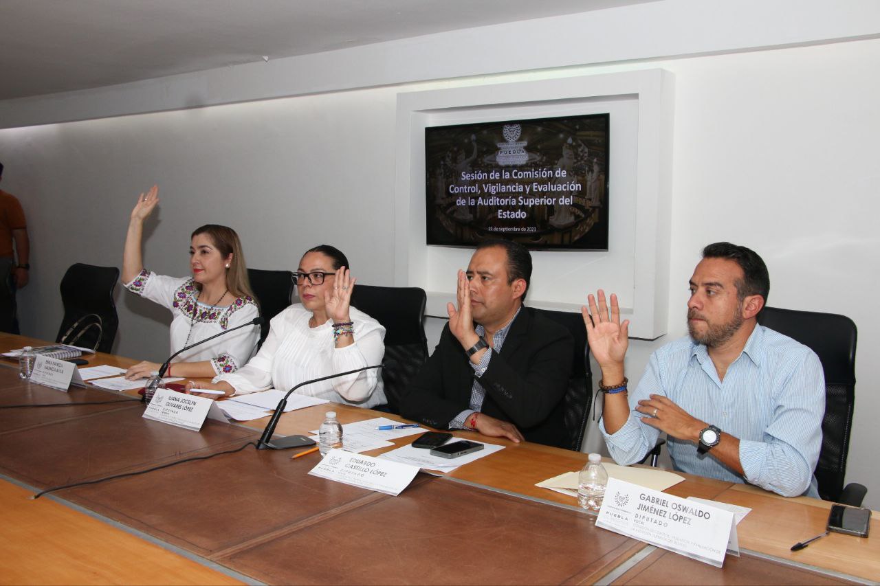 La Comisión de Control, Vigilancia y Evaluación de la ASE sesionó este martes | Foto: Congreso del Estado de Puebla