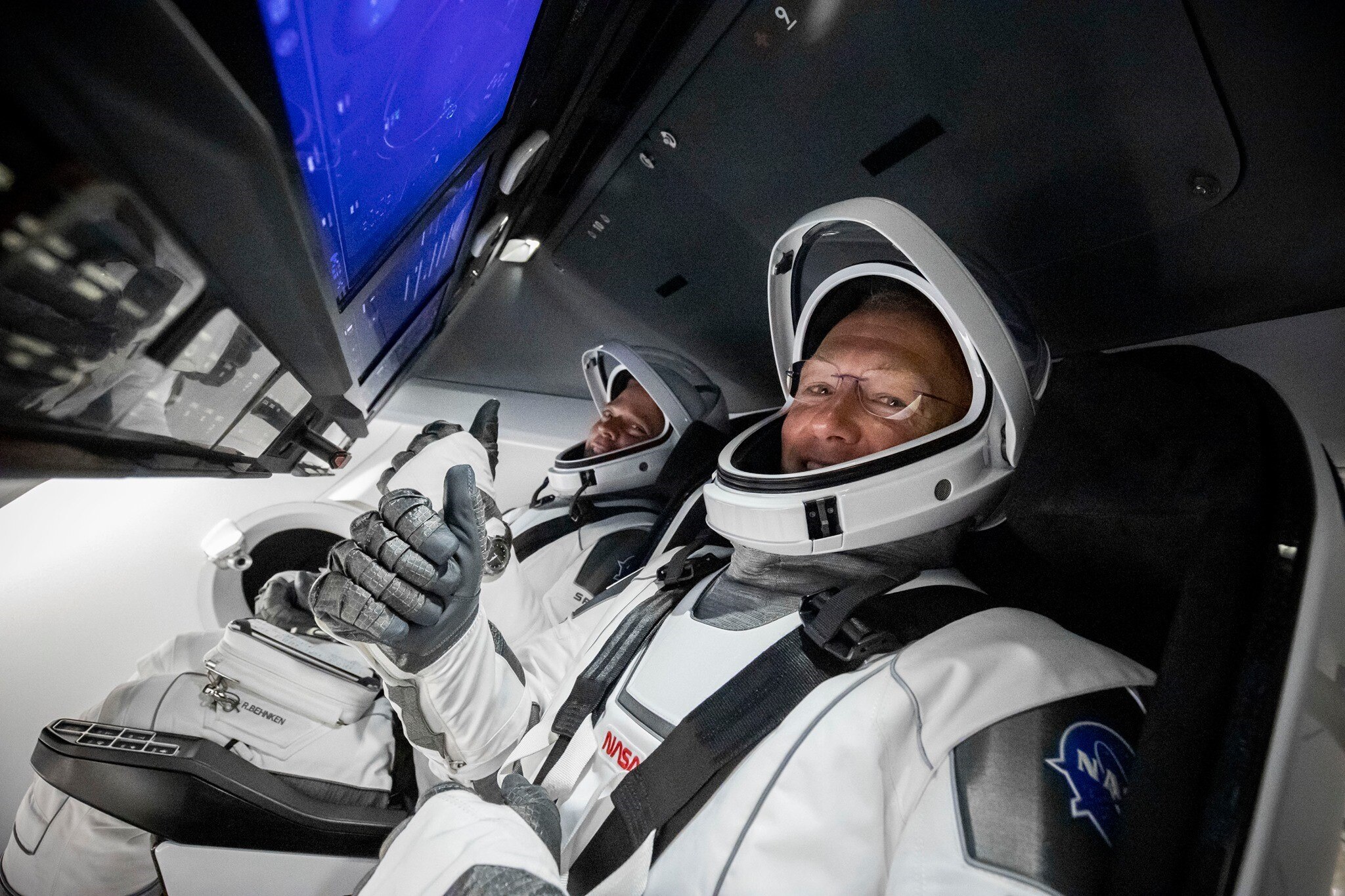 La NASA está considerando la opción de que los astronautas regresen a la Tierra a bordo de una nave espacial construida por SpaceX, competidor de Boeing, con un posible regreso en febrero de 2025.

Foto: Producción El Universal Puebla