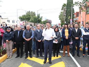 Eduardo Rivera entrega parques rehabilitados en la colonia San José Mayorazgo