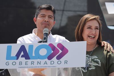 Lalo Rivera presenta sus diez ejes de acción en compañía de Xóchitl Gálvez