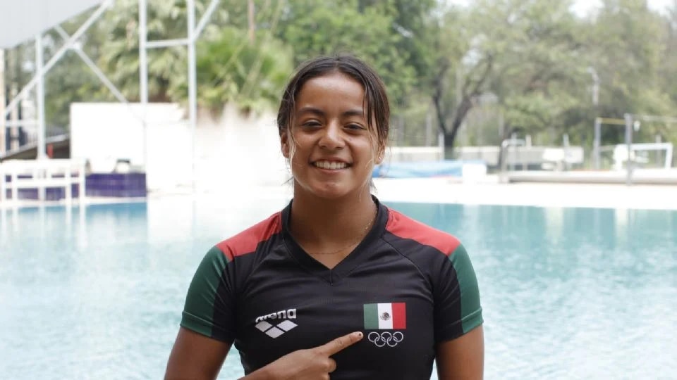 Obtuvo su pase a la gran final del trampolín de 3 metros con un registro de 317.05 puntos, lo que la colocó en el quinto lugar.

Foto: Producción El Universal Puebla