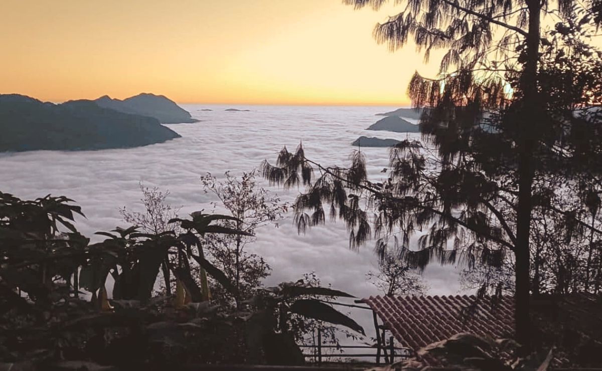 No te puedes perder este fabuloso mar de nubes en Pahuatlán | Foto: Facebook Cabañas Don Migue
