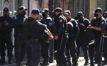 Agentes policiales también han sido retenidos en Puebla