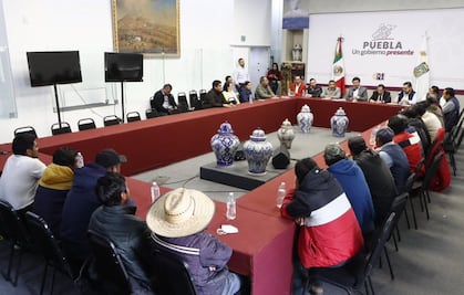 Gobierno del estado logra acuerdo con habitantes de Coyomeapan