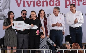 Claudia Sheinbaum entrega viviendas del Bienestar, escrituras y liberación de hipotecas en Puebla
