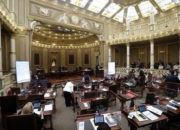 Proponen 12 años de cárcel para funcionarios que roben medicinas