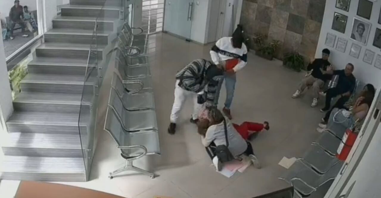 Un violento asalto se registró en la Notaría número 1 del municipio de Libres | Foto: Captura Redes Sociales