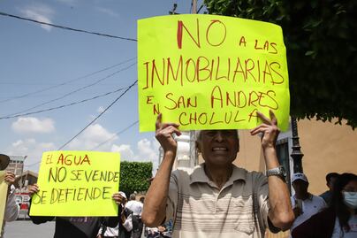 Bloquean carretera federal a Atlixco en protesta por expropiaciones en Cacalotepec