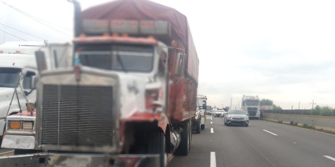 Percance vial en la Autopista México-Puebla, kilómetro 92+300, dirección a la CDMX / Foto Redes Sociales GN Carreteras