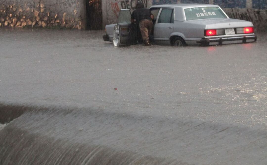 En Puebla se han registrado inundaciones en vialidades durante la temporada de lluvias | Foto: EsImagen