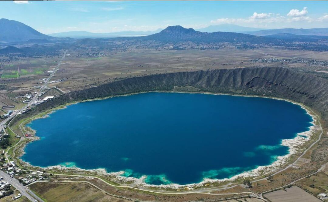 Los estromatolitos son característicos de Alchichica | FOTO: Agencia Es Imagen para El Universal Puebla