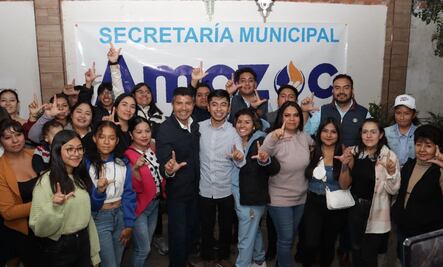 Lalo Rivera se reúne con panistas en Amozoc