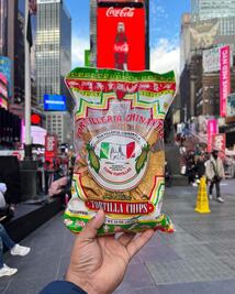 Tortillería poblana regala dólares en Estados Unidos