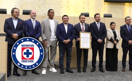 Congreso de Puebla reconoce al equipo de futbol Cruz Azul