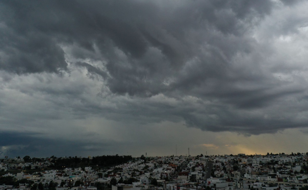 Alerta por intensa lluvia y fuertes vientos en la ciudad de Puebla este domingo 10 de agosto