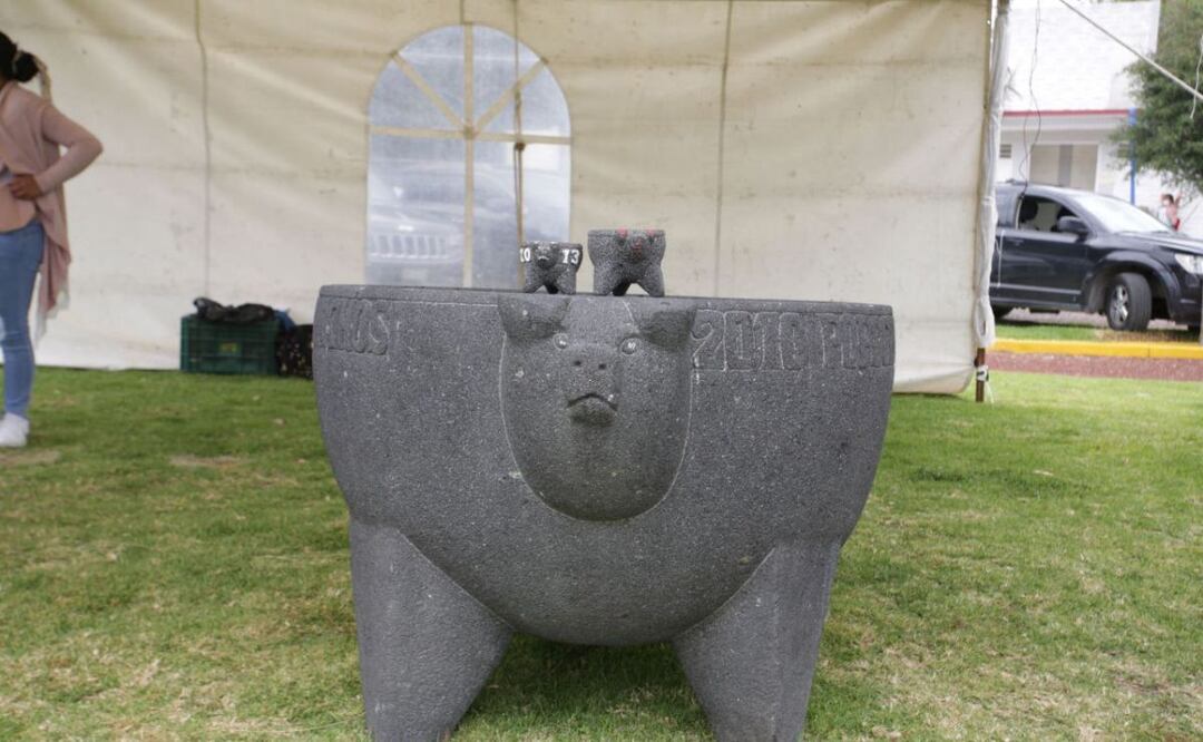 En Santa María Zacatepec rifarán hasta el molcajete | Foto: Agencia Es Imagen para El Universal Puebla