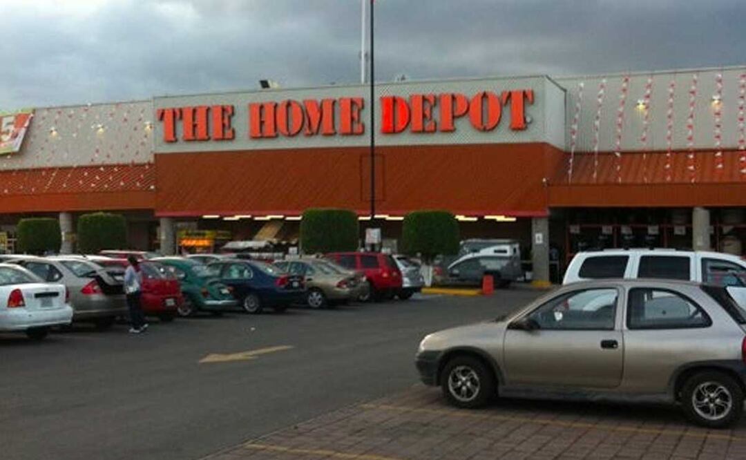 El Home Depot ubicado sobre la Vía Atlixcáyotl no se quiere hacer responsable del robo de la camioneta | Foto: Foursquare