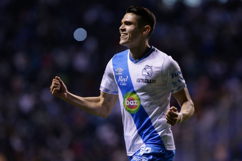 Israel Reyes juega como defensa y volante de contención. Foto: Cuartoscuro