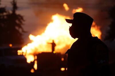 Ciudadanos respaldan a líderes huachicoleros por ayudarlos a subsistir: analista