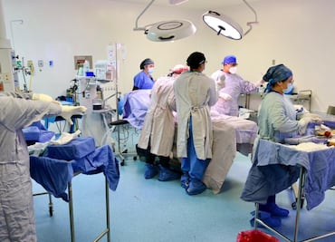 Gobierno Federal y Estatal realizan primeras cirugías de prótesis de cadera y rodilla