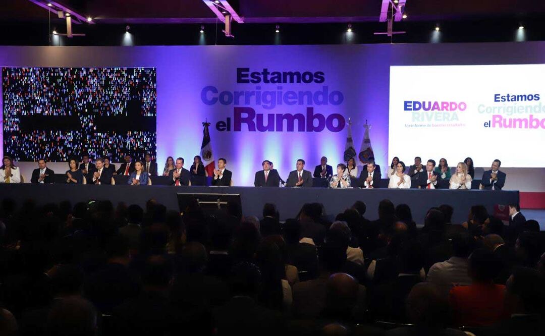 El mandatario informó sobre las acciones realizadas en su gobierno | Foto: Agencia Es Imagen para El Universal Puebla