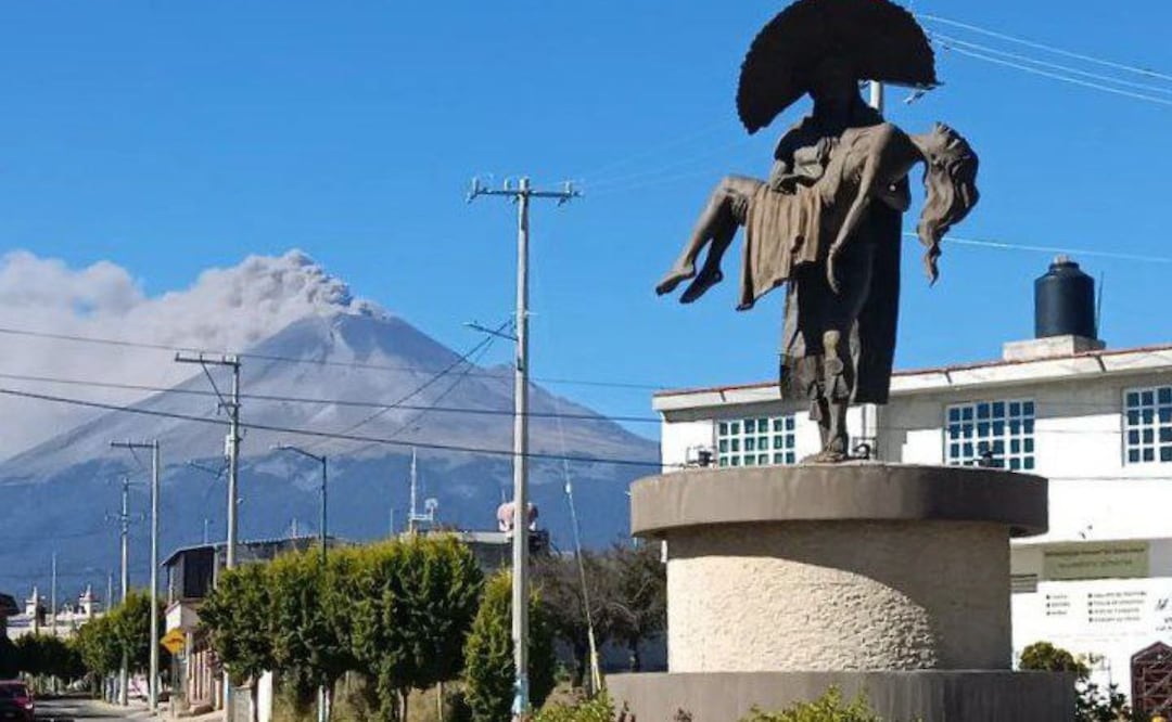 Este monumento habla del amor entre el Popocatépetl y el Iztaccíhuatl | Foto: Instagram carlosdcj