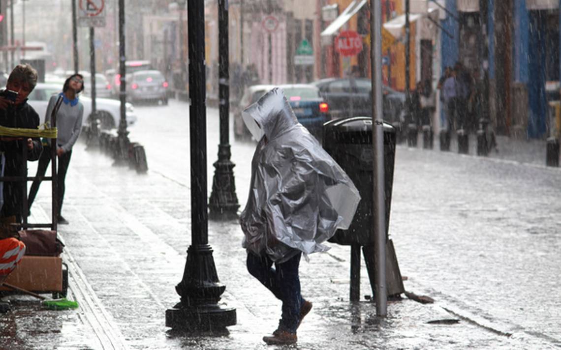 Según el Servicio Meteorológico Nacional (SMN), la jornada empezó con cielos mayormente nublados, por lo que es recomendable usar ropa adecuada para las actividades al aire libre.

Foto: Producción El Universal Puebla