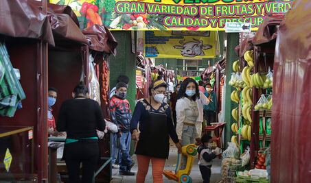 En Puebla, comerciantes de Amalucan se instalan en mercado emergente