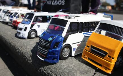 COLECCIONAN CAMIONES A ESCALA