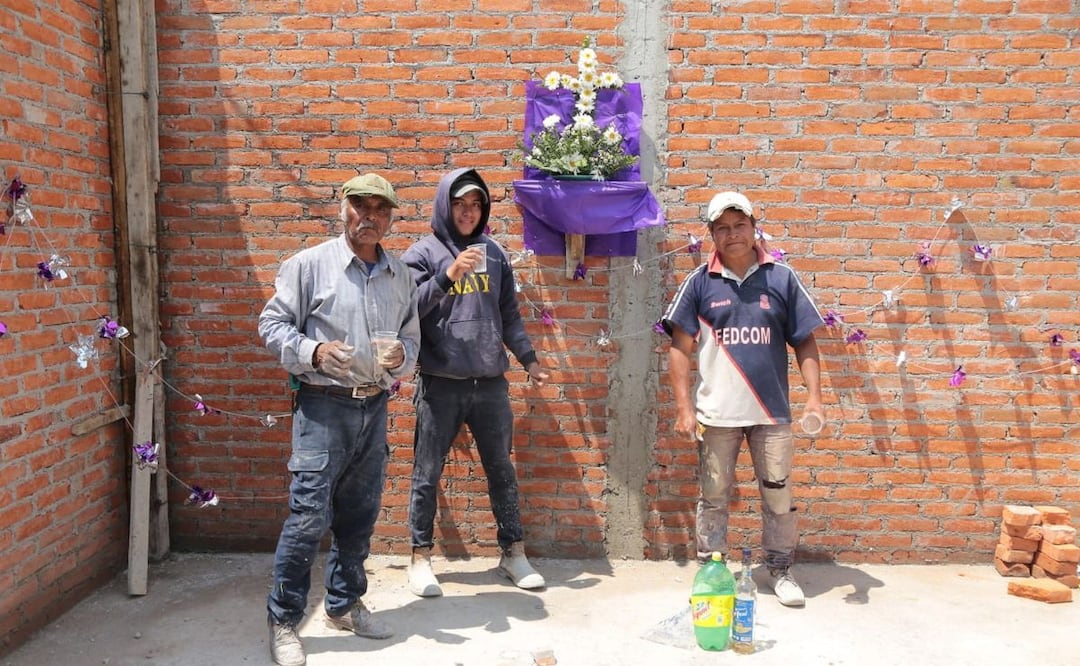 El Día de la Cruz se realizan misas y comilonas | Foto: Agencia Es Imagen para El Universal Puebla